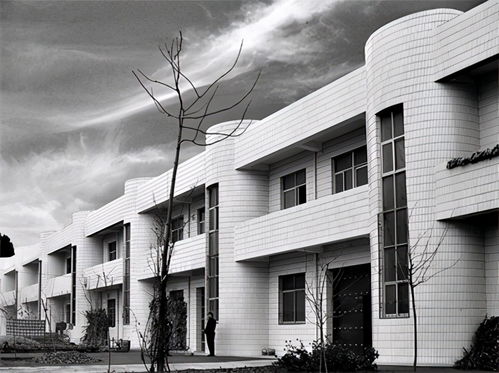 建设工程监理合同的特征及其在景观工程中的体现